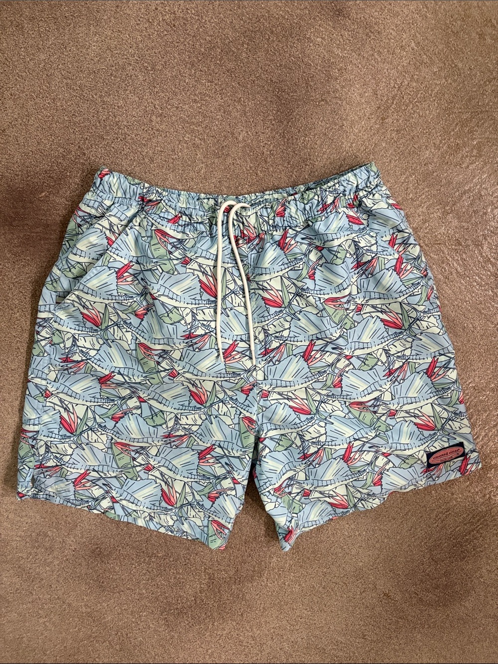 Men's Vineyard Vines Swim Trunks (M)